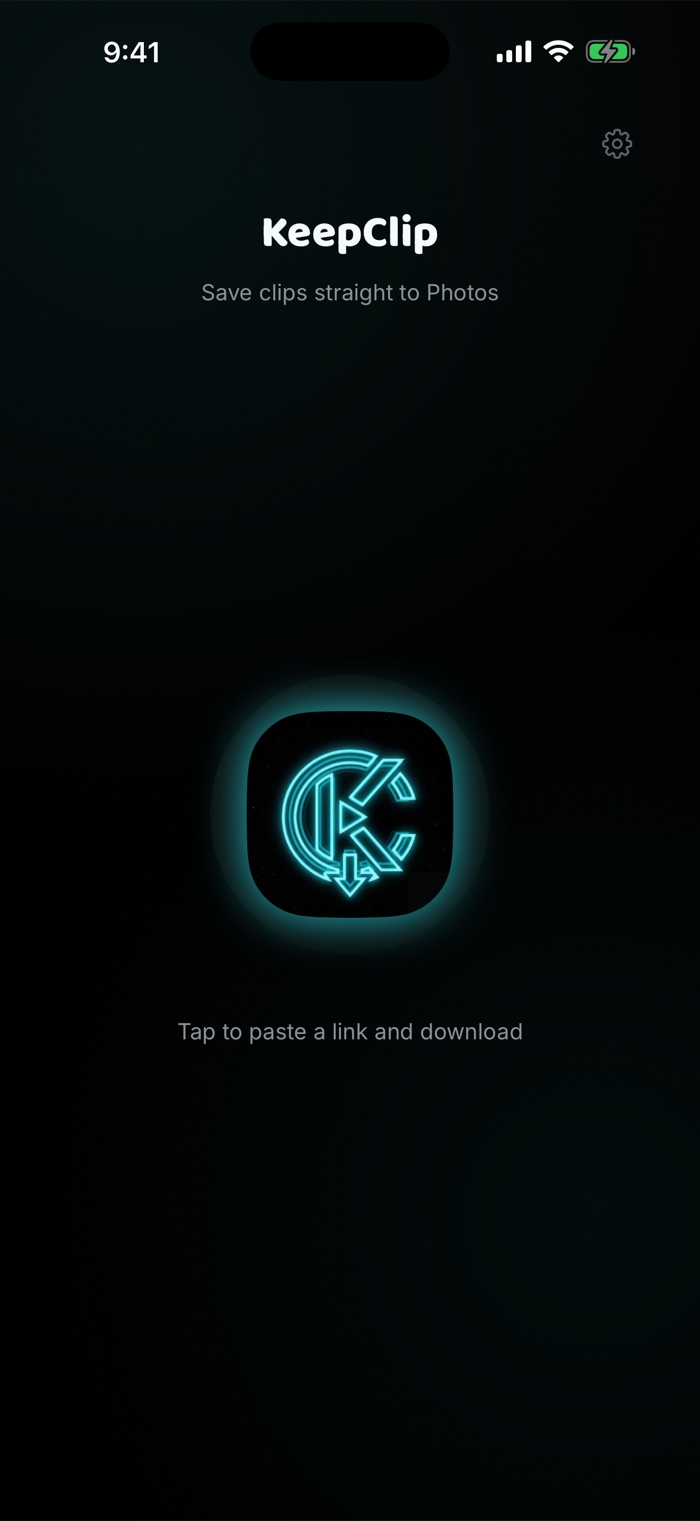 KeepClip home screen with a large tap-to-paste button